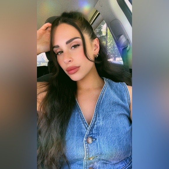 Meet the Posher Other - Meet your Posher, Brianna